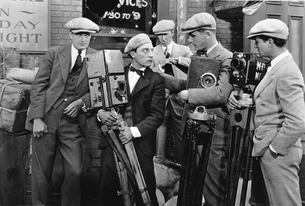 the-cameraman-(1928)-large-picture